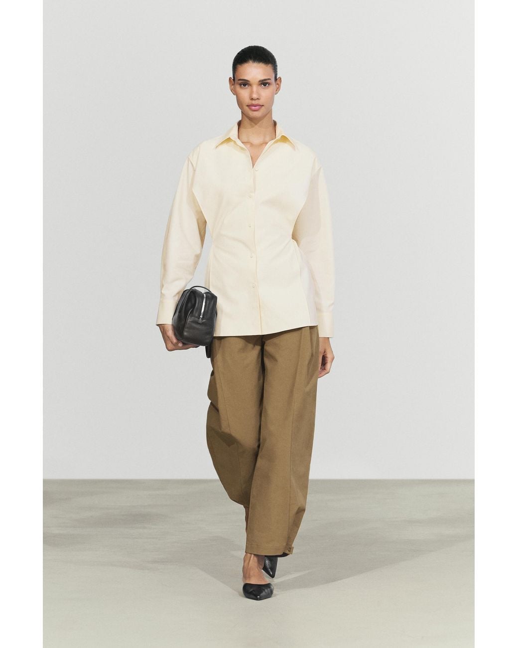 Camicia Fluida di MASSIMO DUTTI in White