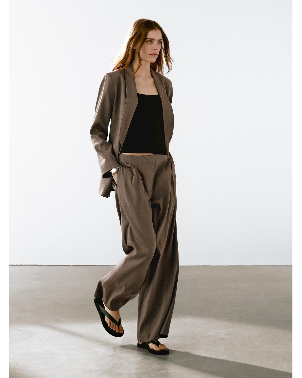 ★ Massimo Dutti★ Straight fit flowing linen blend pants 0 Straight fit flowing linen blend trousers · Cream · Dressy