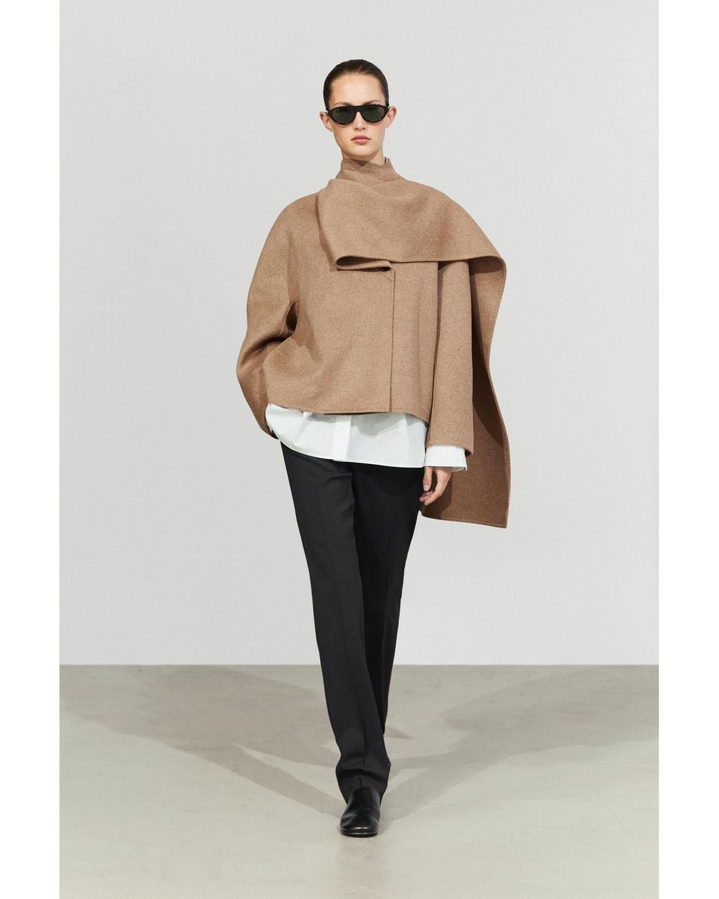 MASSIMO DUTTI Natural Short Coat With Scarf Detail