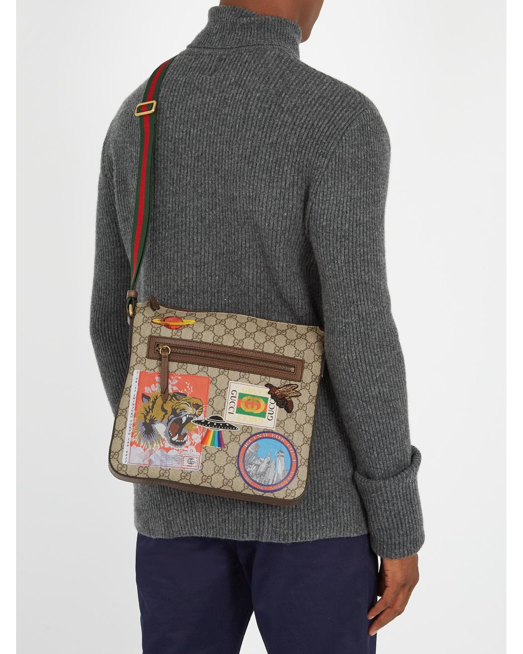 Gucci Courrier Gg Supreme Messenger Bag in Brown for Men | Lyst