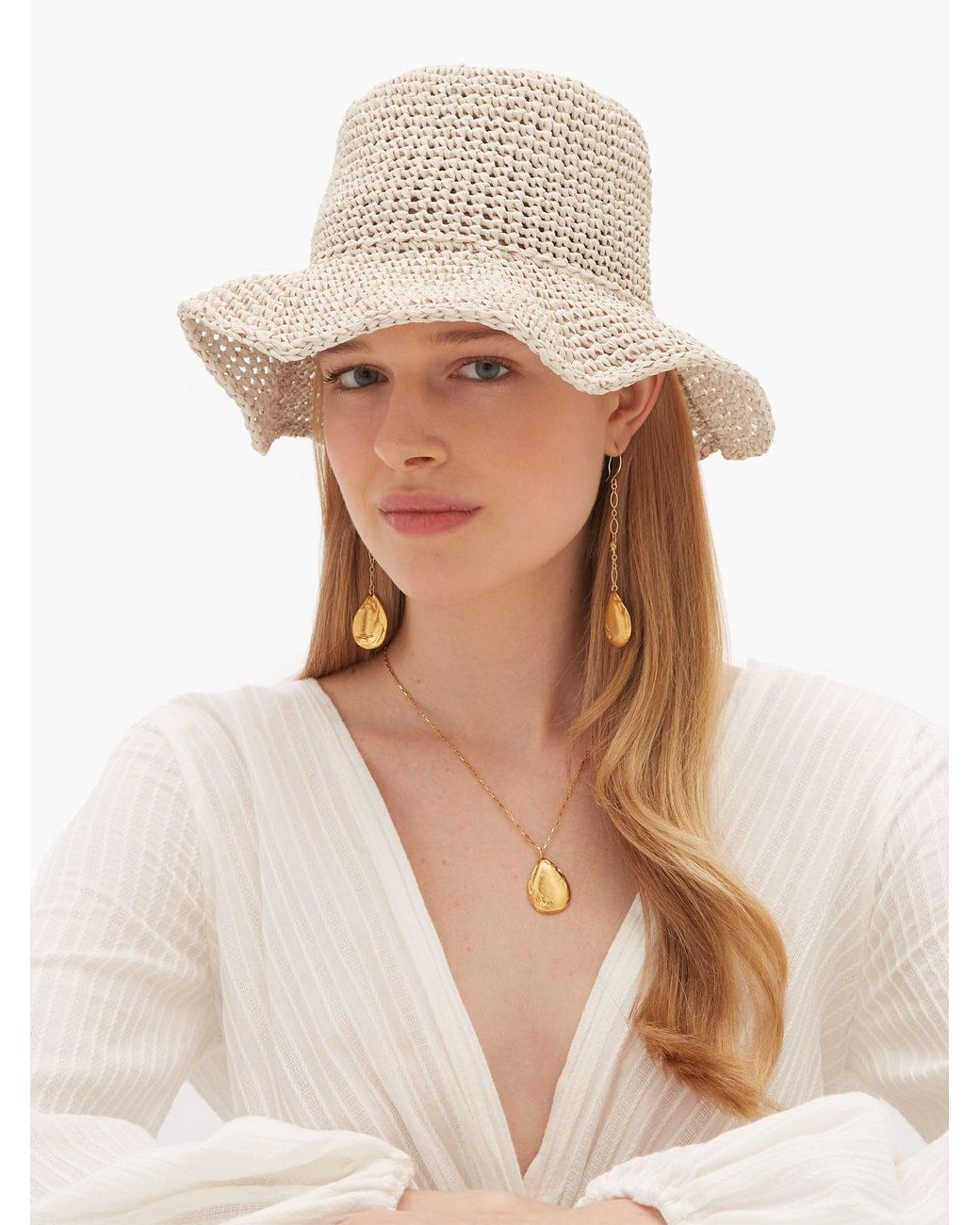 reinhard plank bucket hat