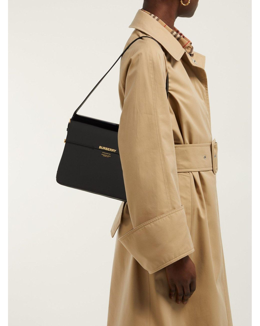 Aprender acerca 91+ imagen burberry horseferry bag black Viaterra.mx