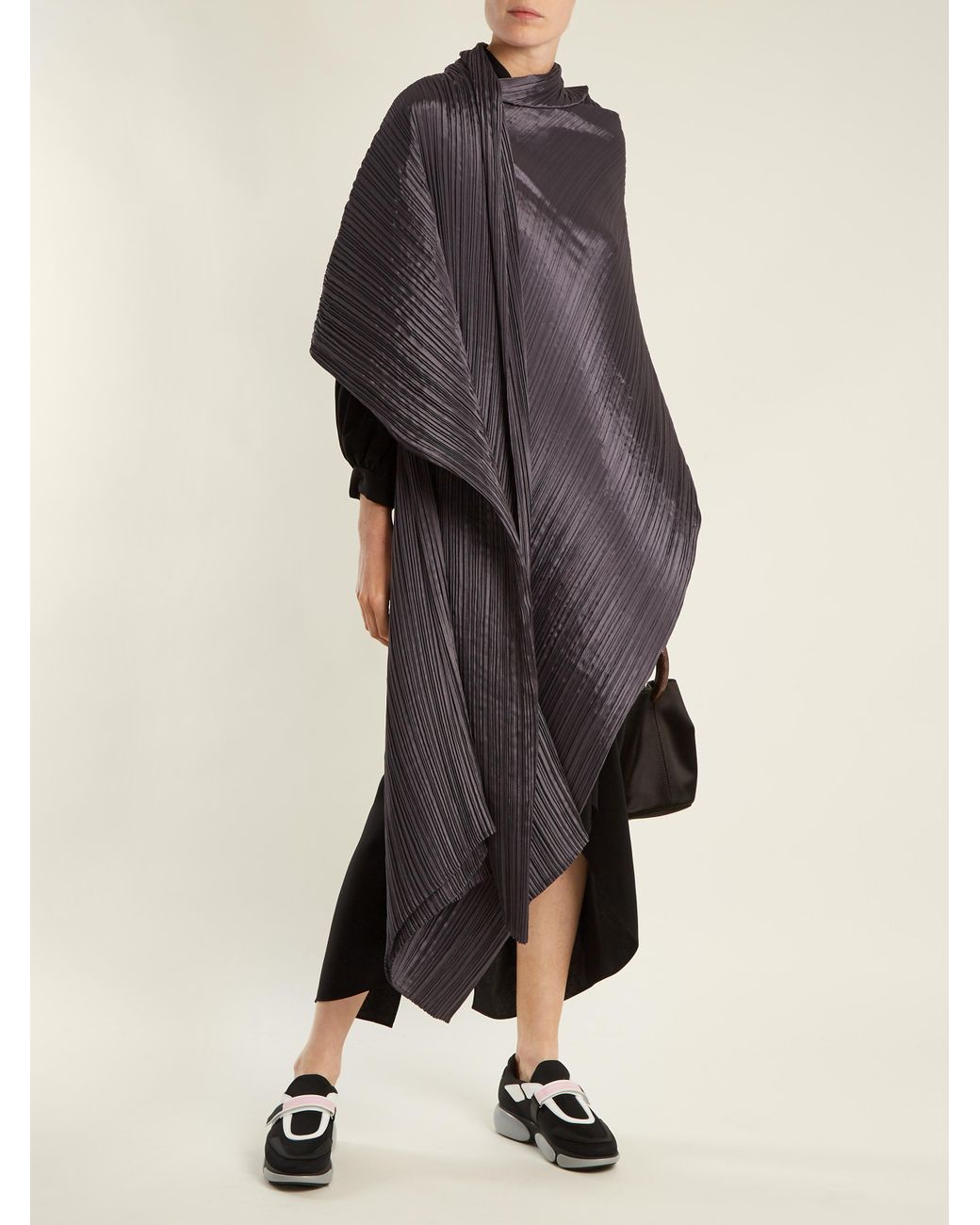 PLEATS PLEASE ISSEY MIYAKE MADAME-TMADAME