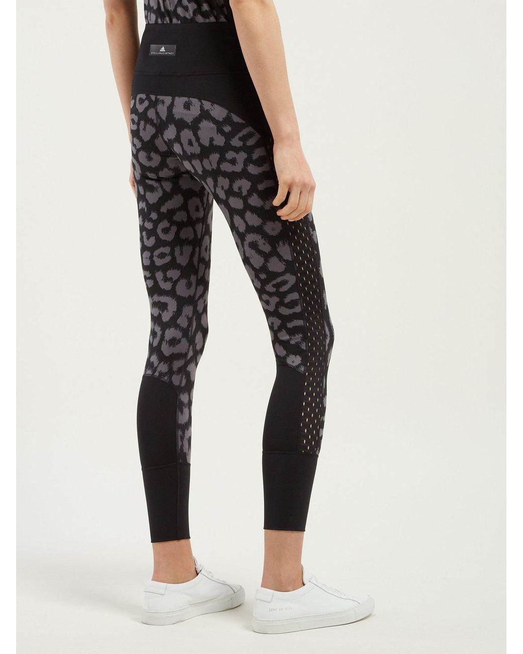 adidas By Stella McCartney Believe This Comfort Leopard Print Leggings in  Black | Lyst