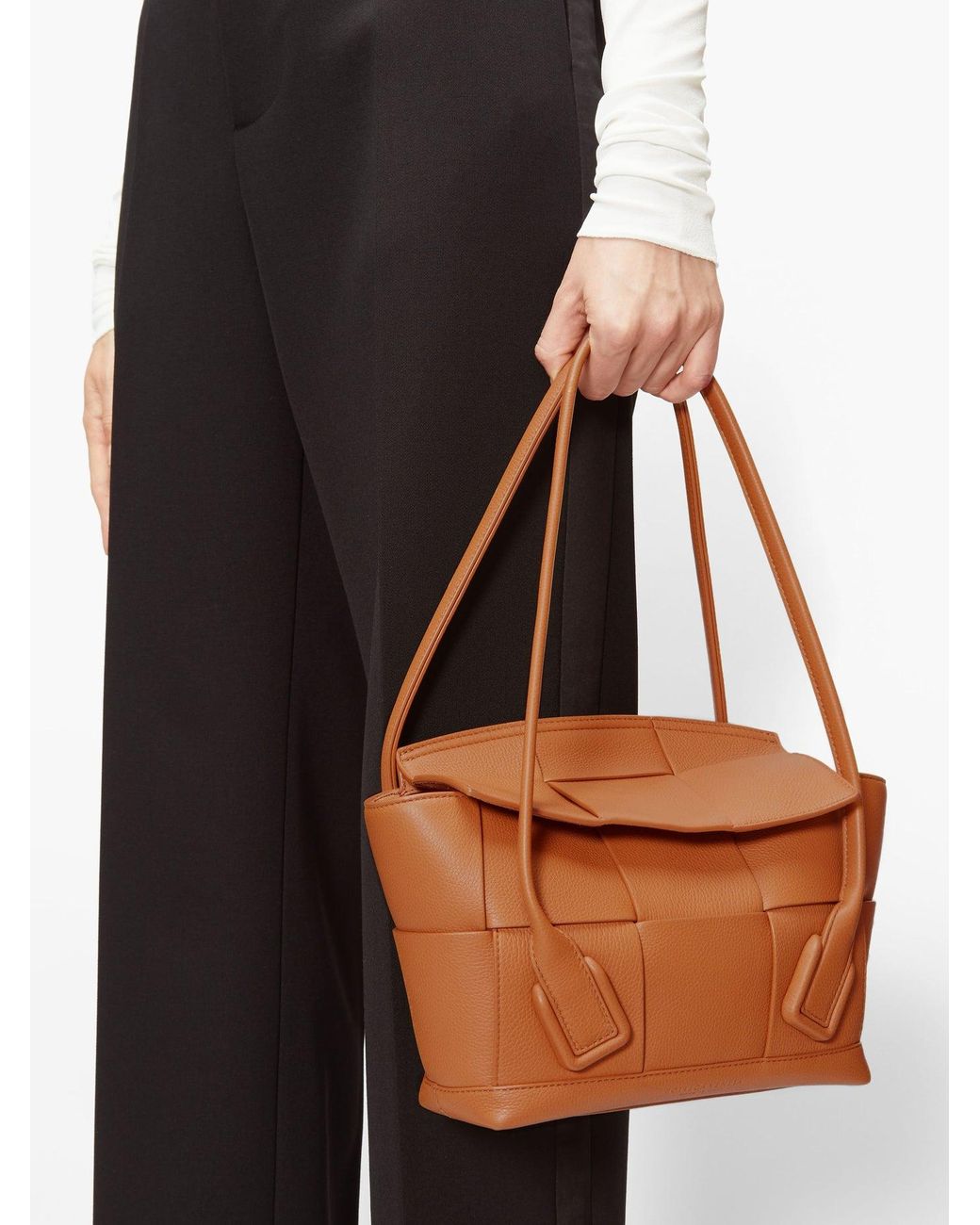 Bottega Veneta The Arco Mini Leather Bag in Brown | Lyst