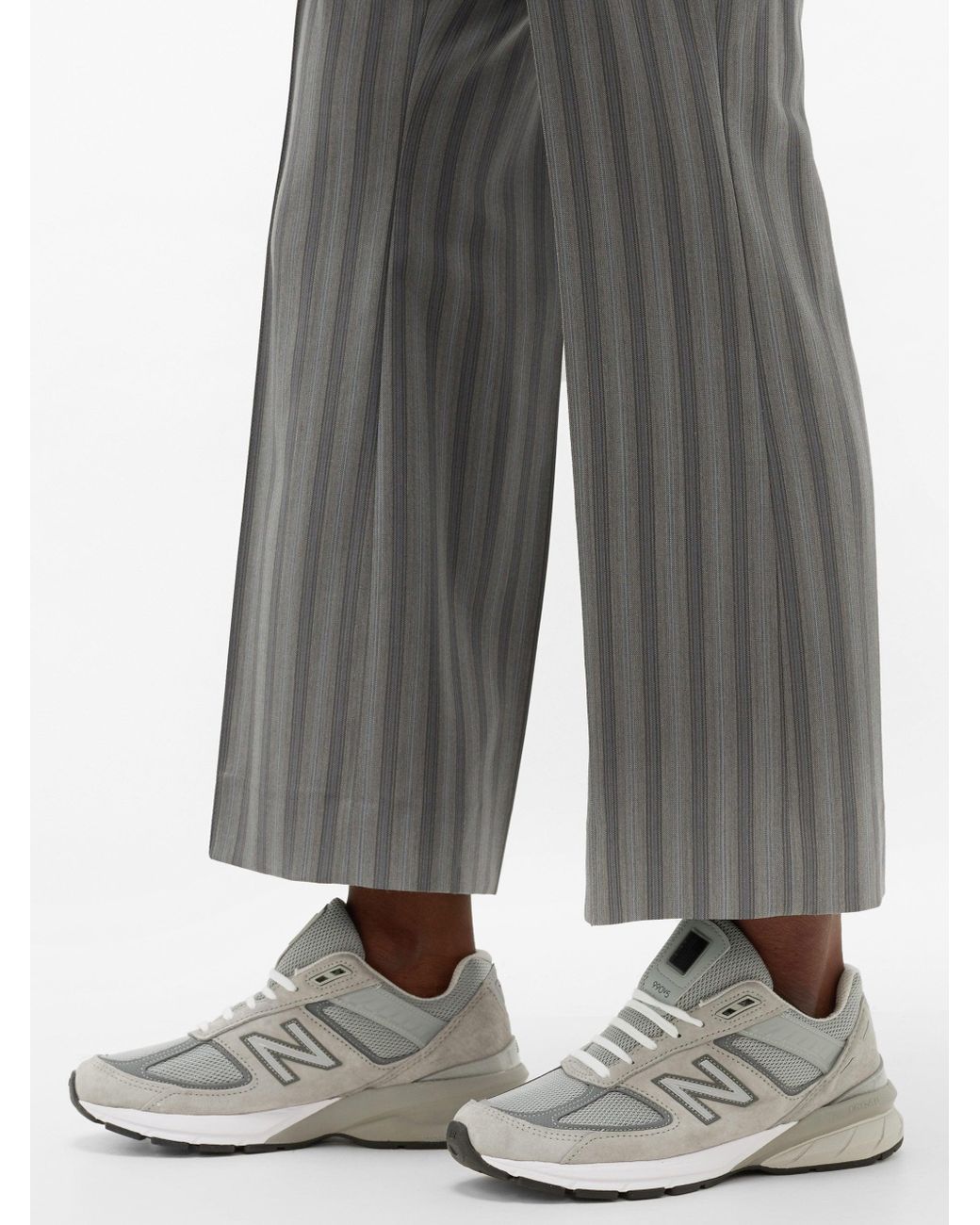 new balance 990v5 trainers