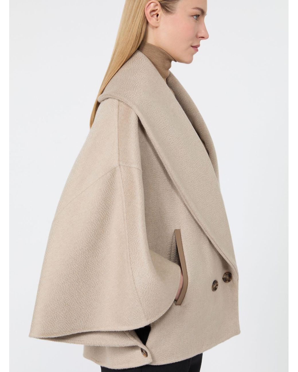 Cappa di Max Mara in Natural