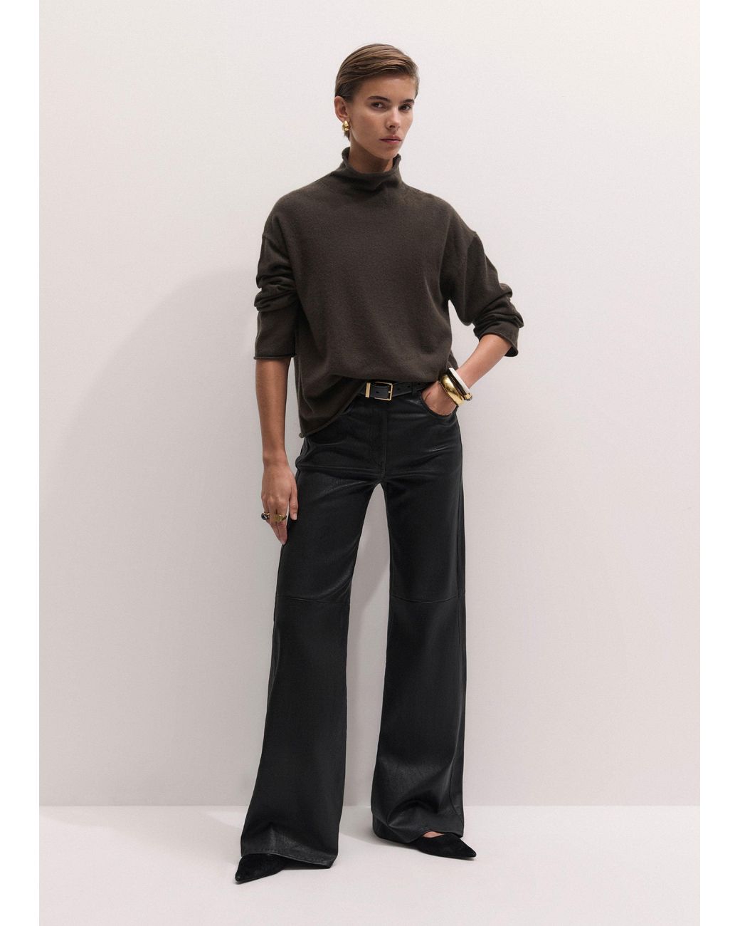 ME+EM Black Luxe Leg Elongator Pant