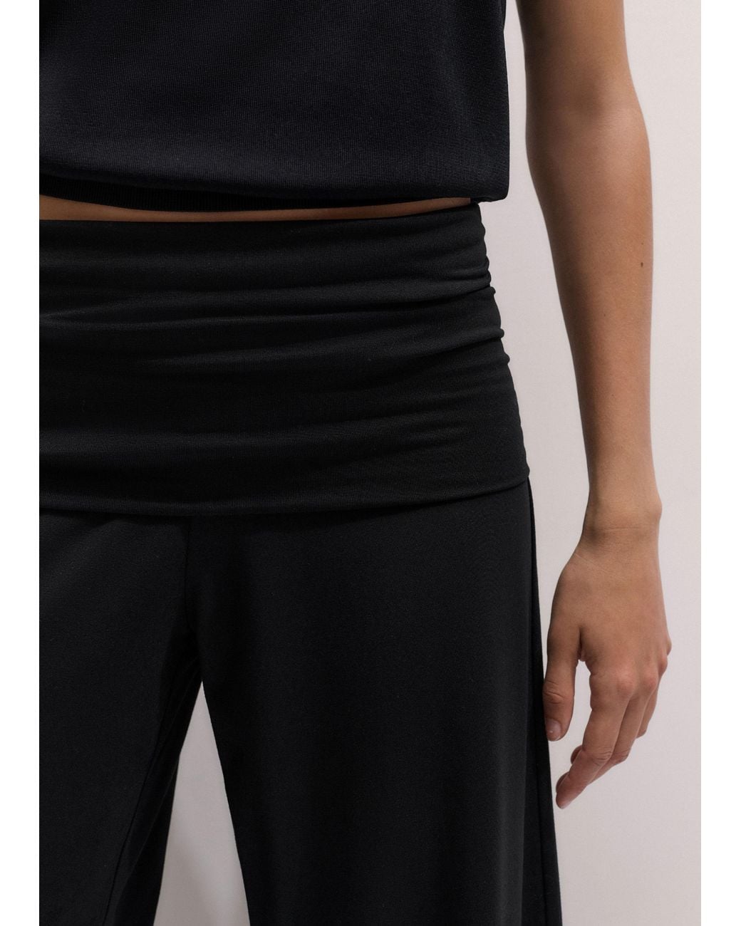 ME+EM Black Crop Palazzo Pant