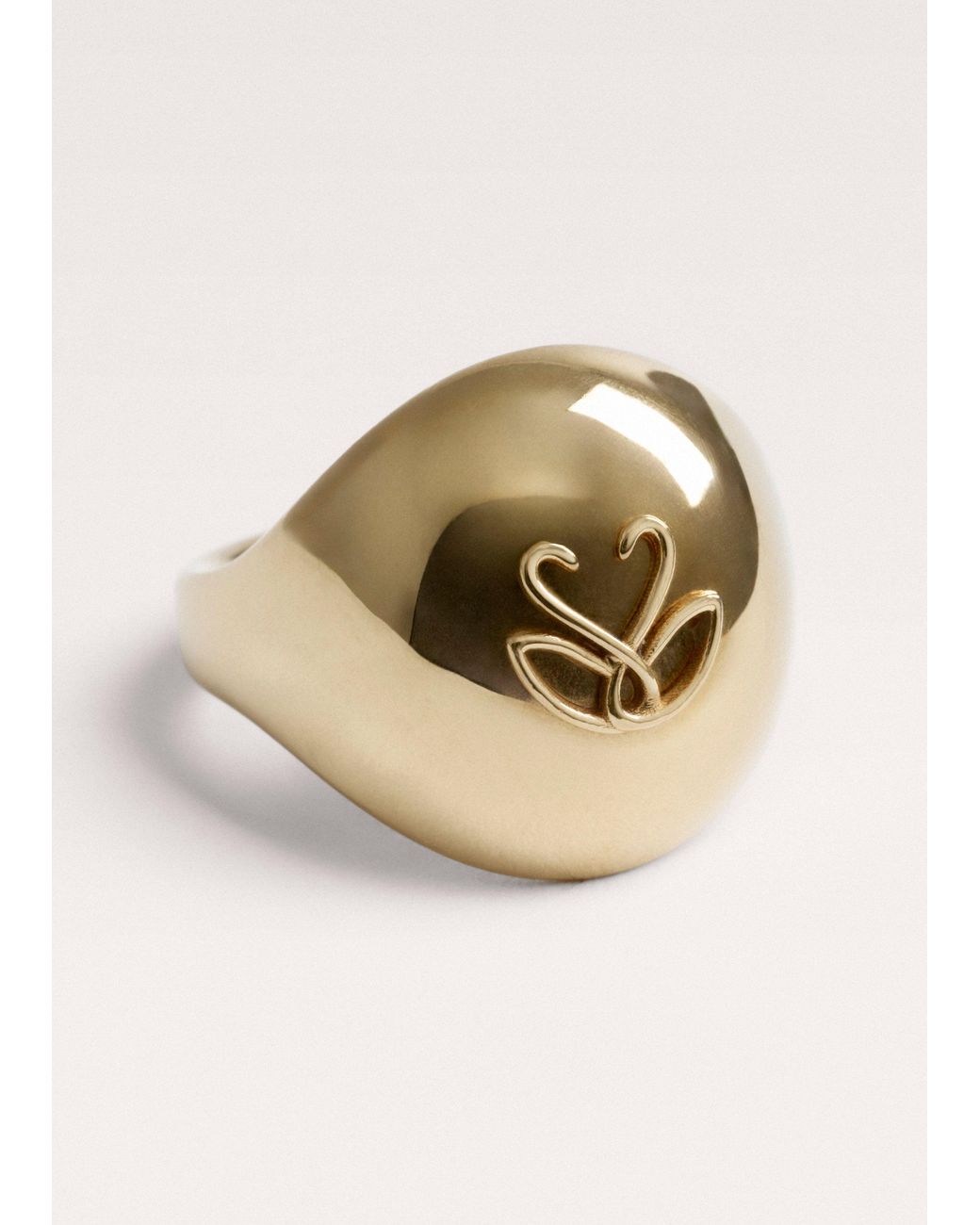 ME+EM Natural Bulb Cygnet Ring Set
