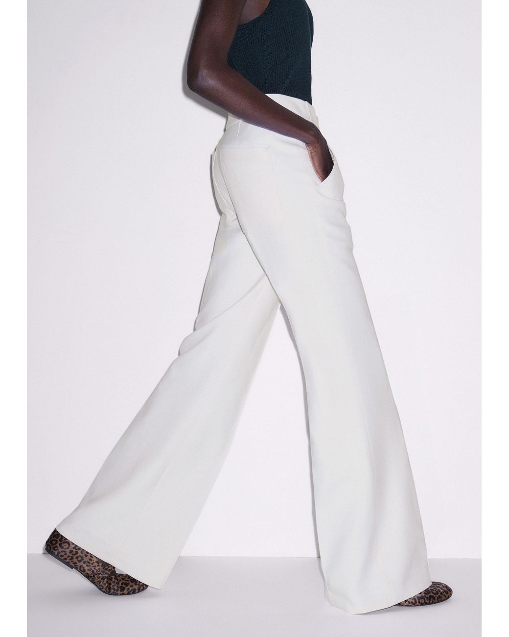 ME+EM Natural Leg Elongator Pant
