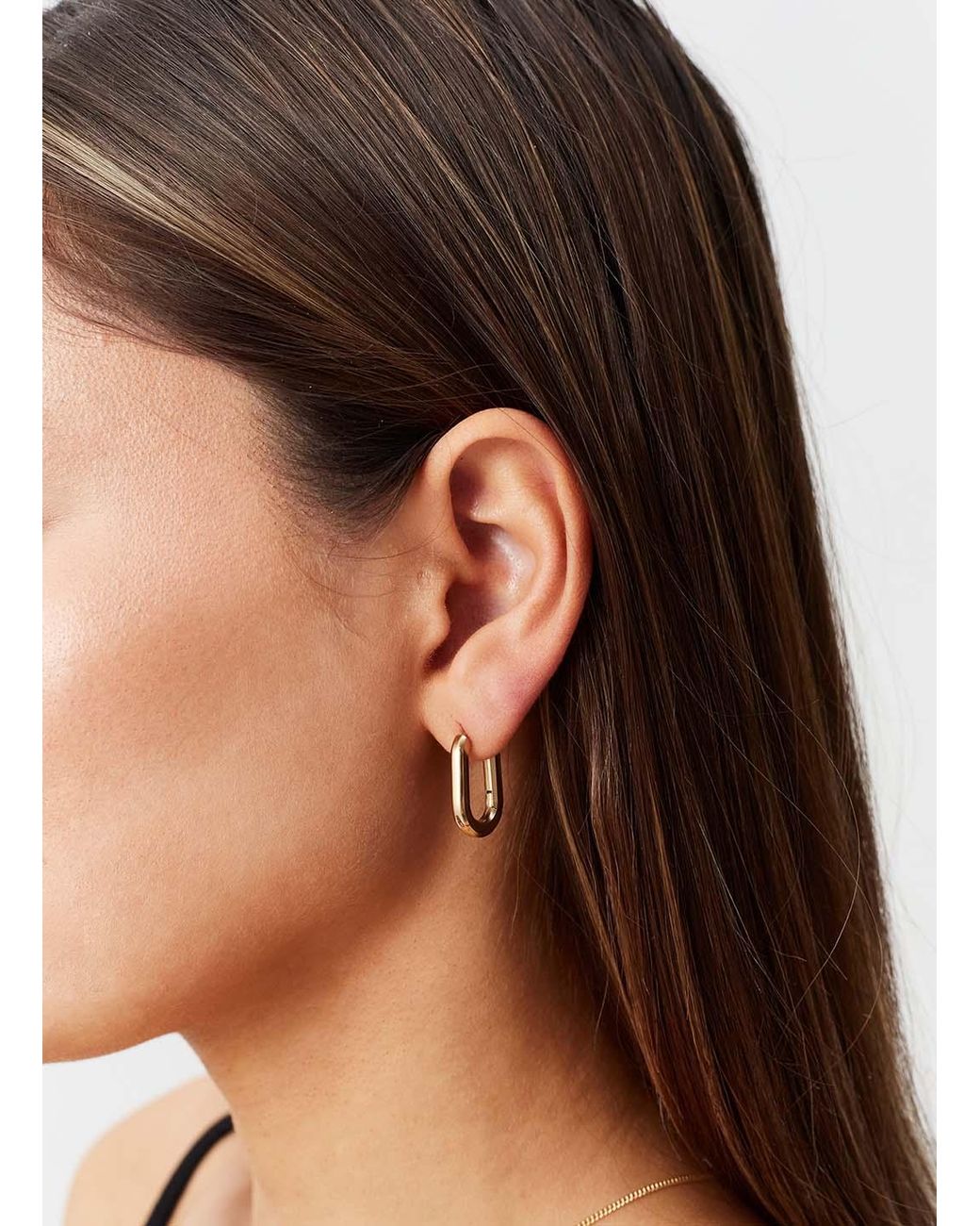 Melissa Odabash White Oval Hoop Huggy Earrings