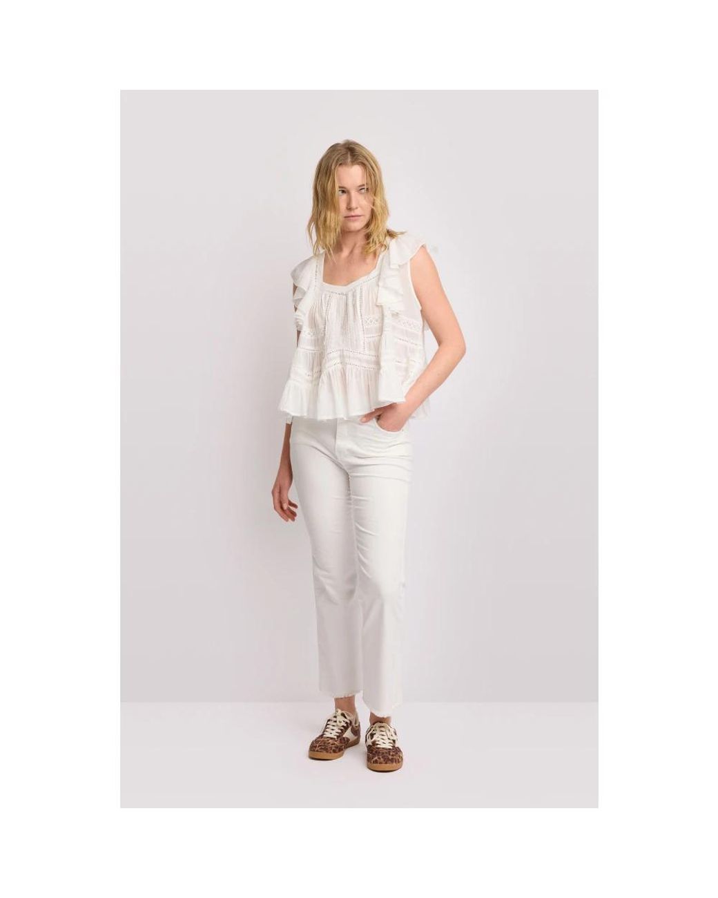 Kocca White Sleeveless Tops