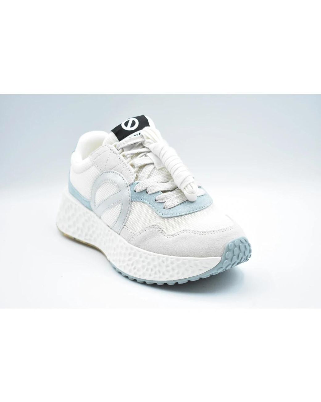 No Name White Sneakers