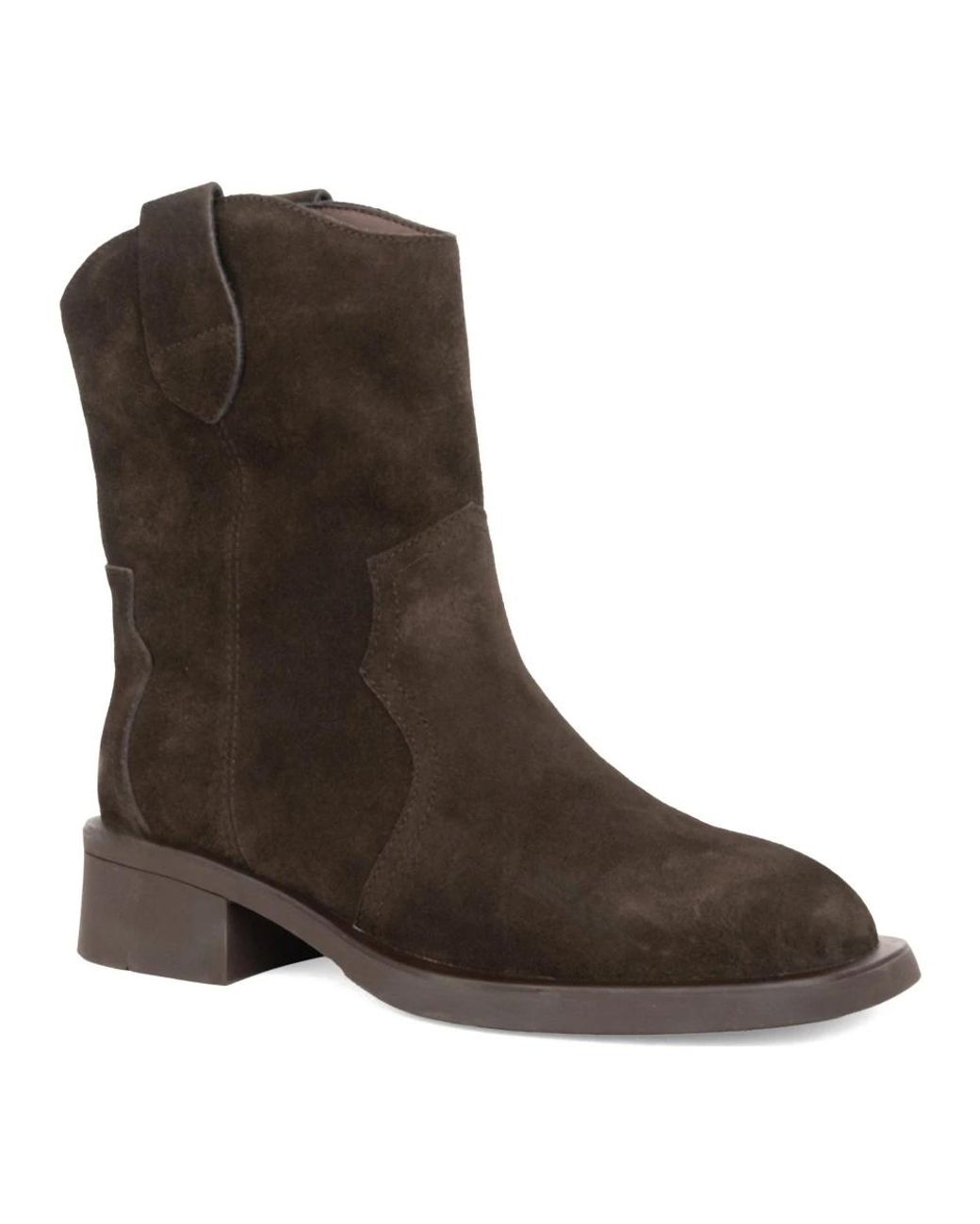 Linda Baumann Brown Cowboy & Biker Boots