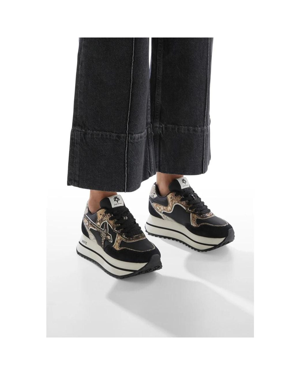 W6yz Black Sneakers