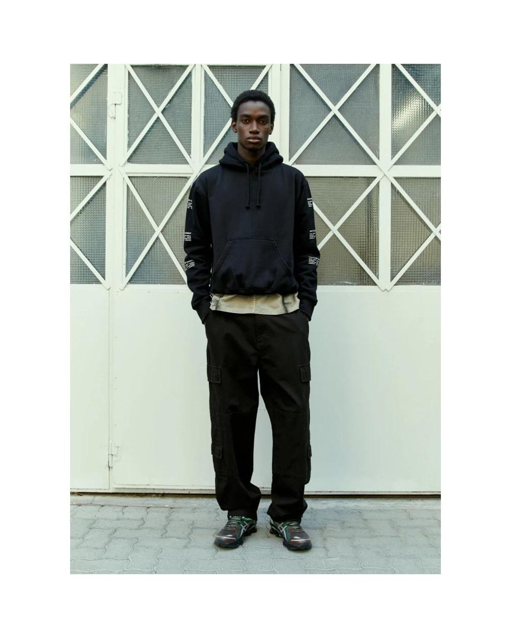 Hoodies Space Available de hombre de color Black