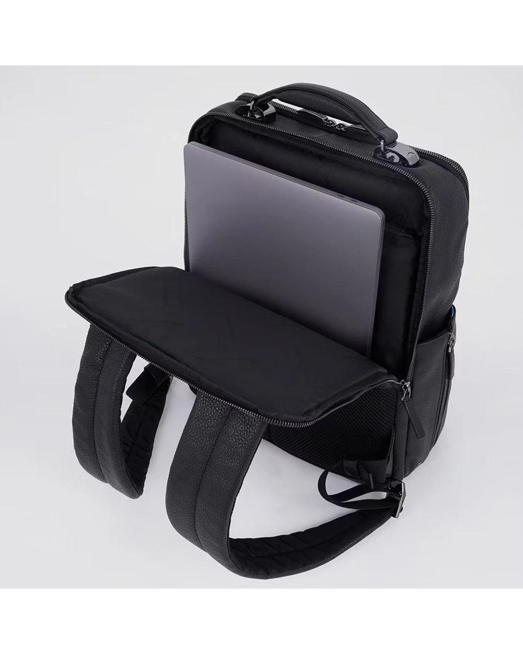 Piquadro Black Backpacks for men