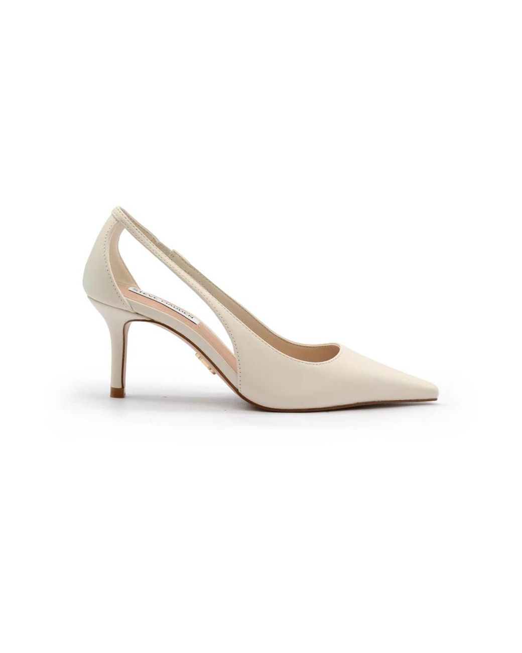 Steve Madden White Pumps