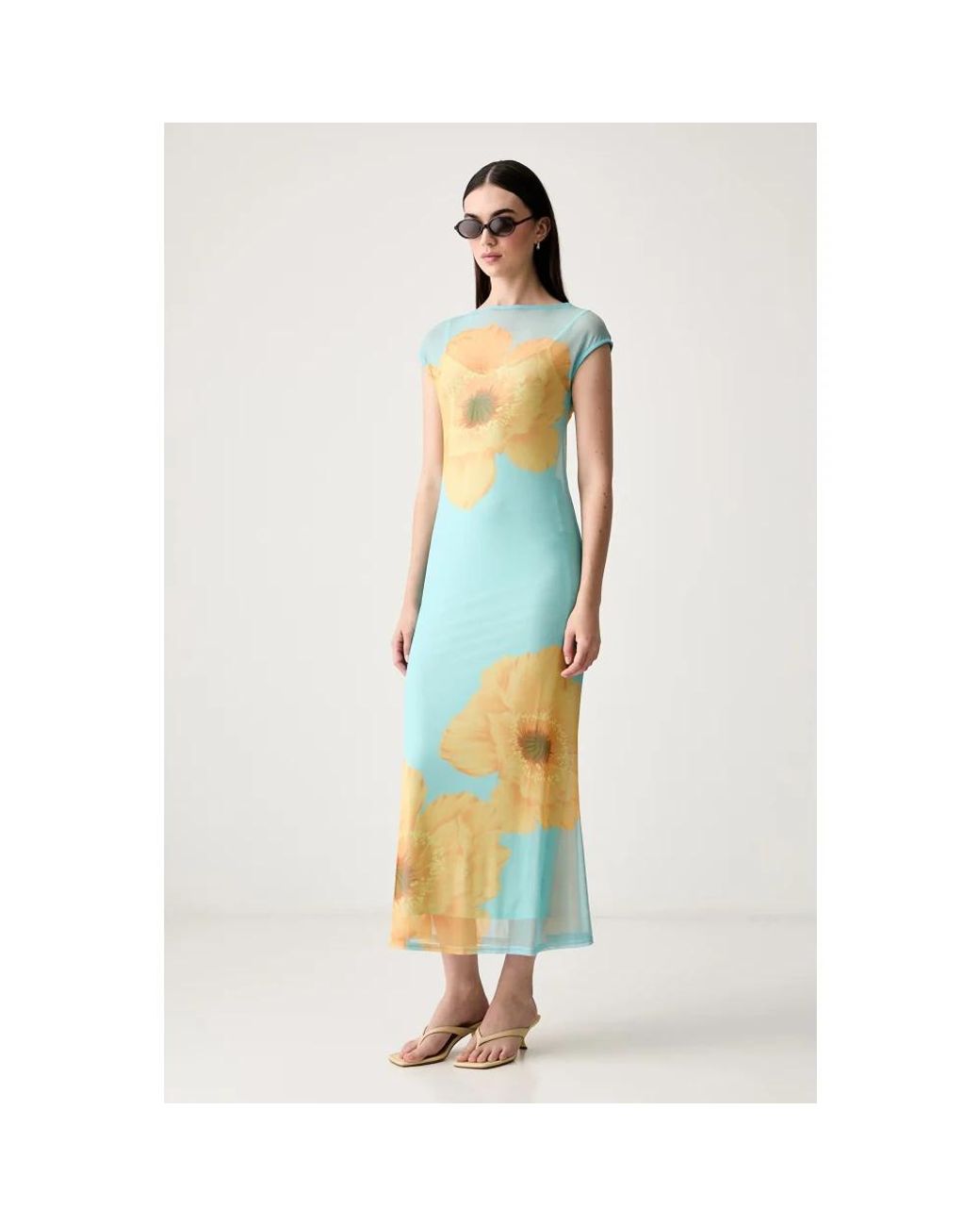 Maxi Dresses di Never Fully Dressed in Blue