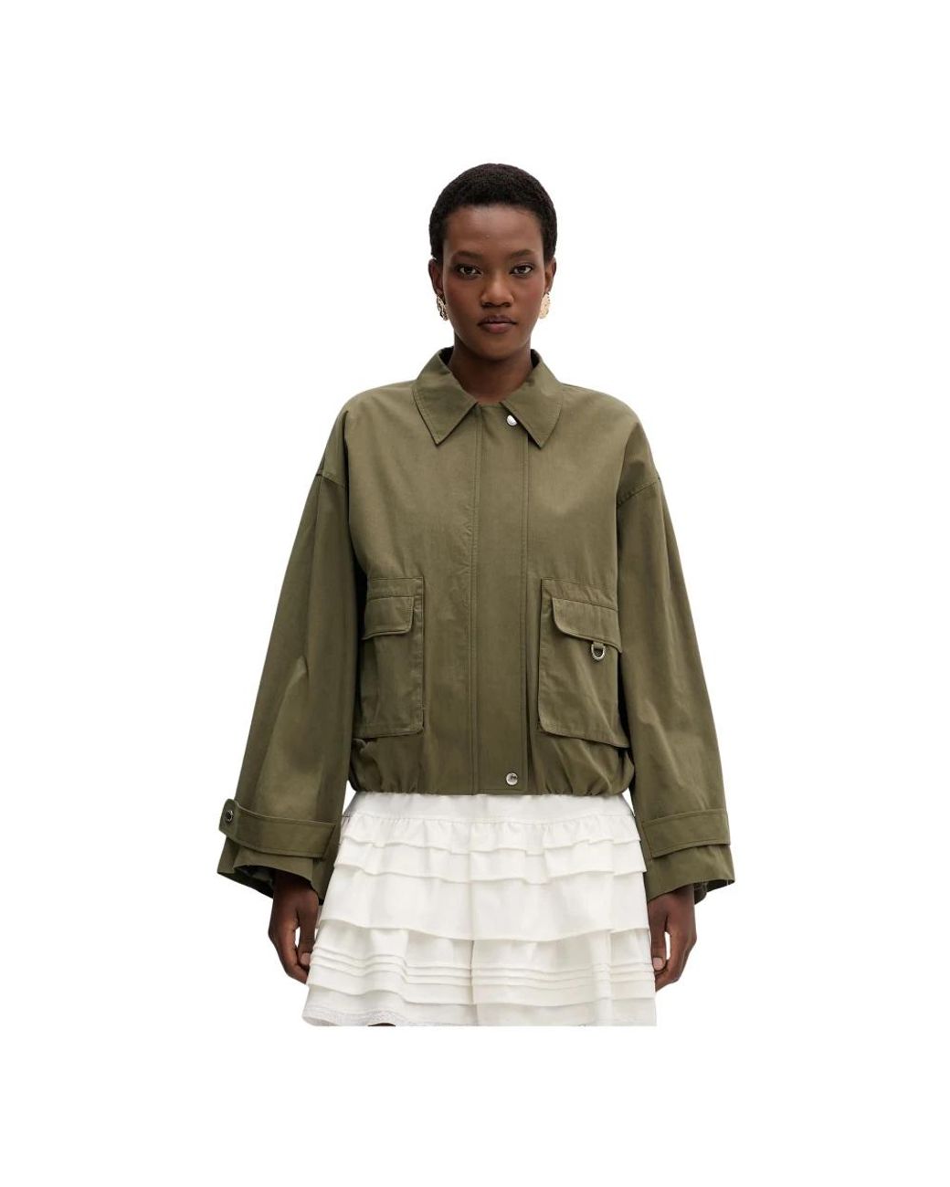 Light Jackets Isabelle Blanche en coloris Green