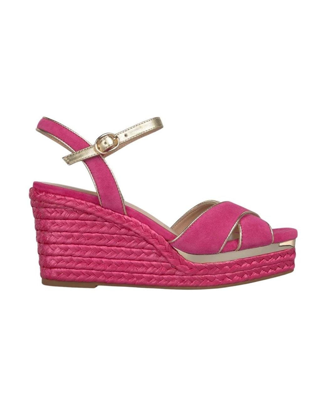 Alma En Pena. Pink Wedges