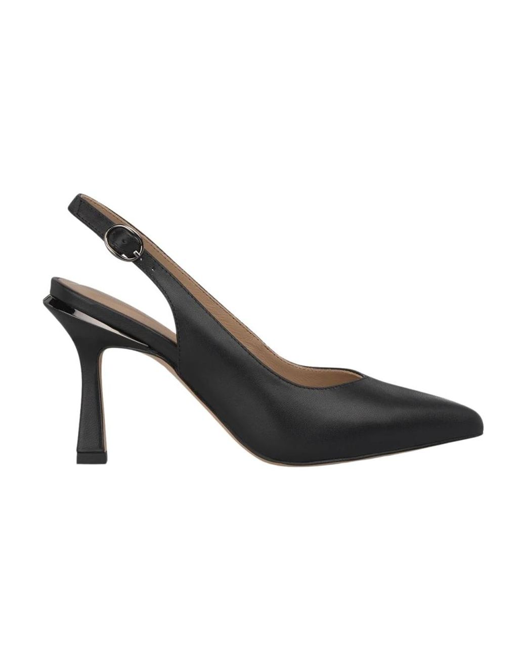 Alma En Pena. Metallic Pumps