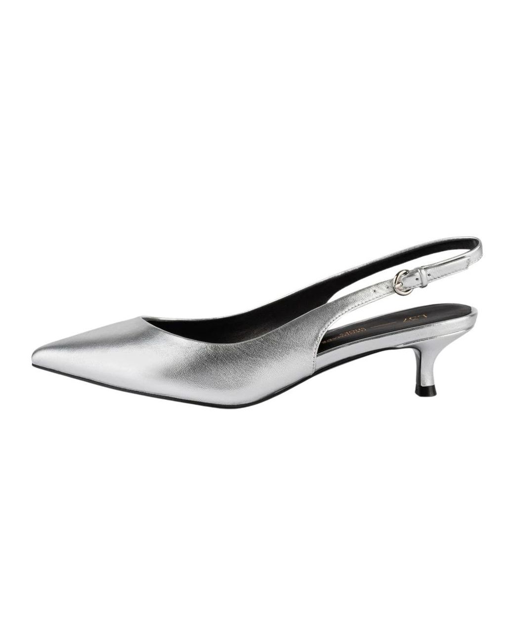 L37 White Pumps