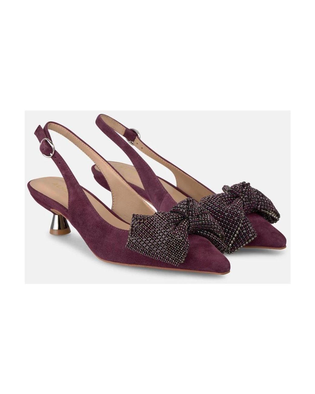 Alma En Pena. Purple Pumps