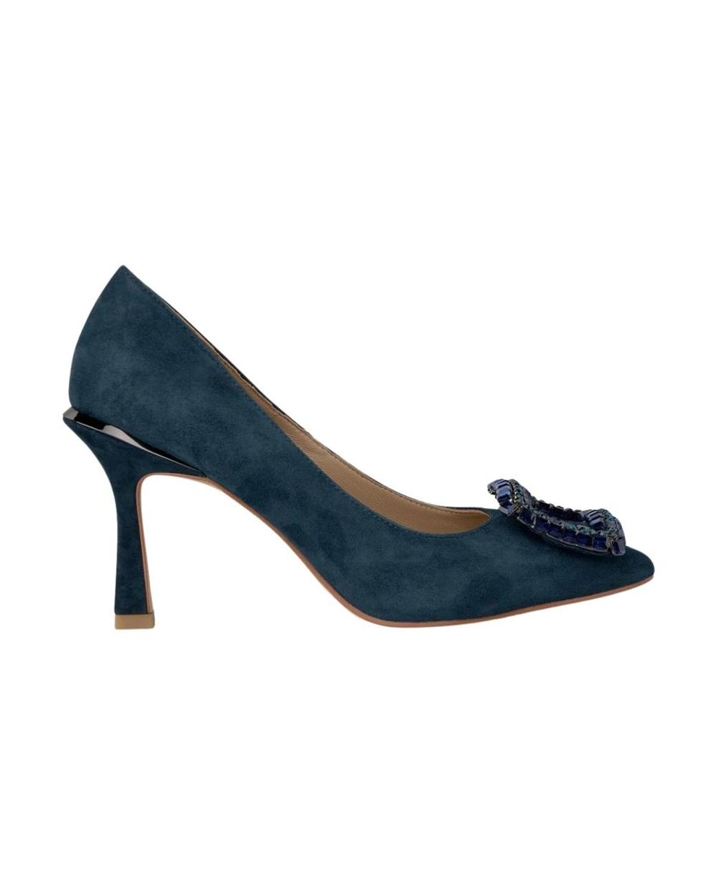 Alma En Pena. Blue Pumps
