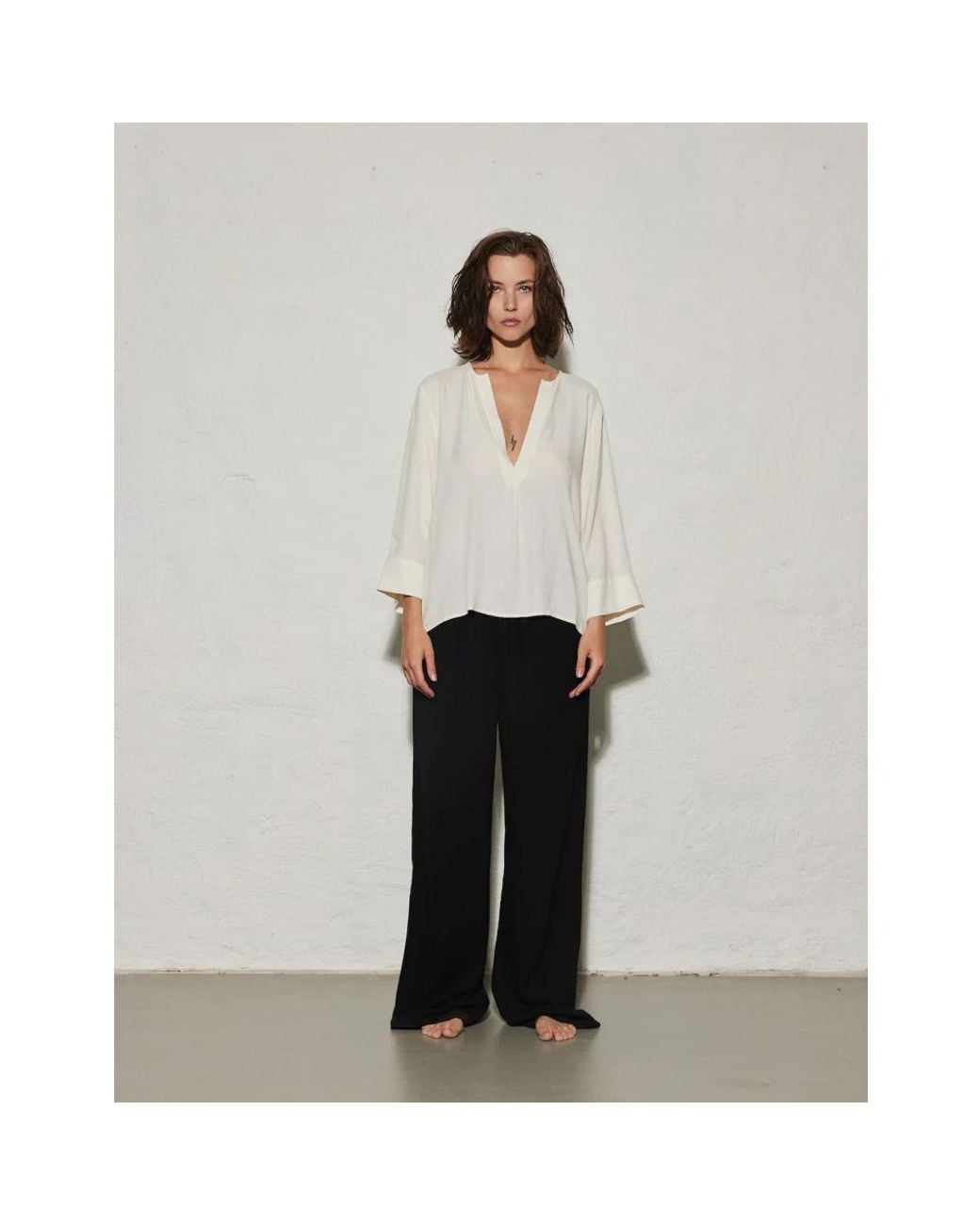 Shirts Envelope de color White