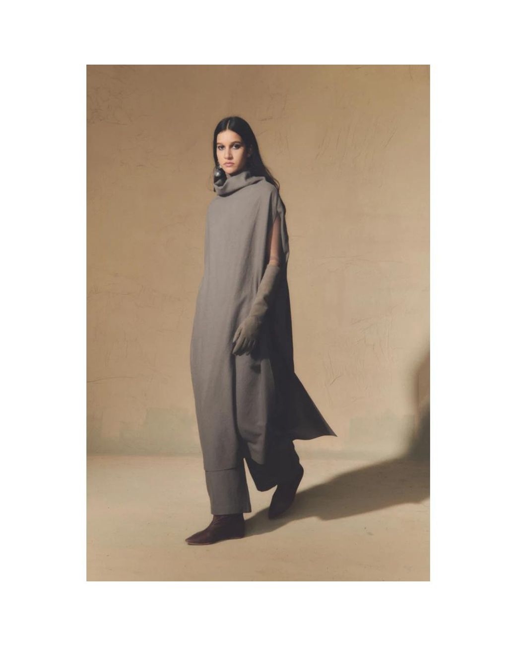 Cortana Gray Straight Trousers
