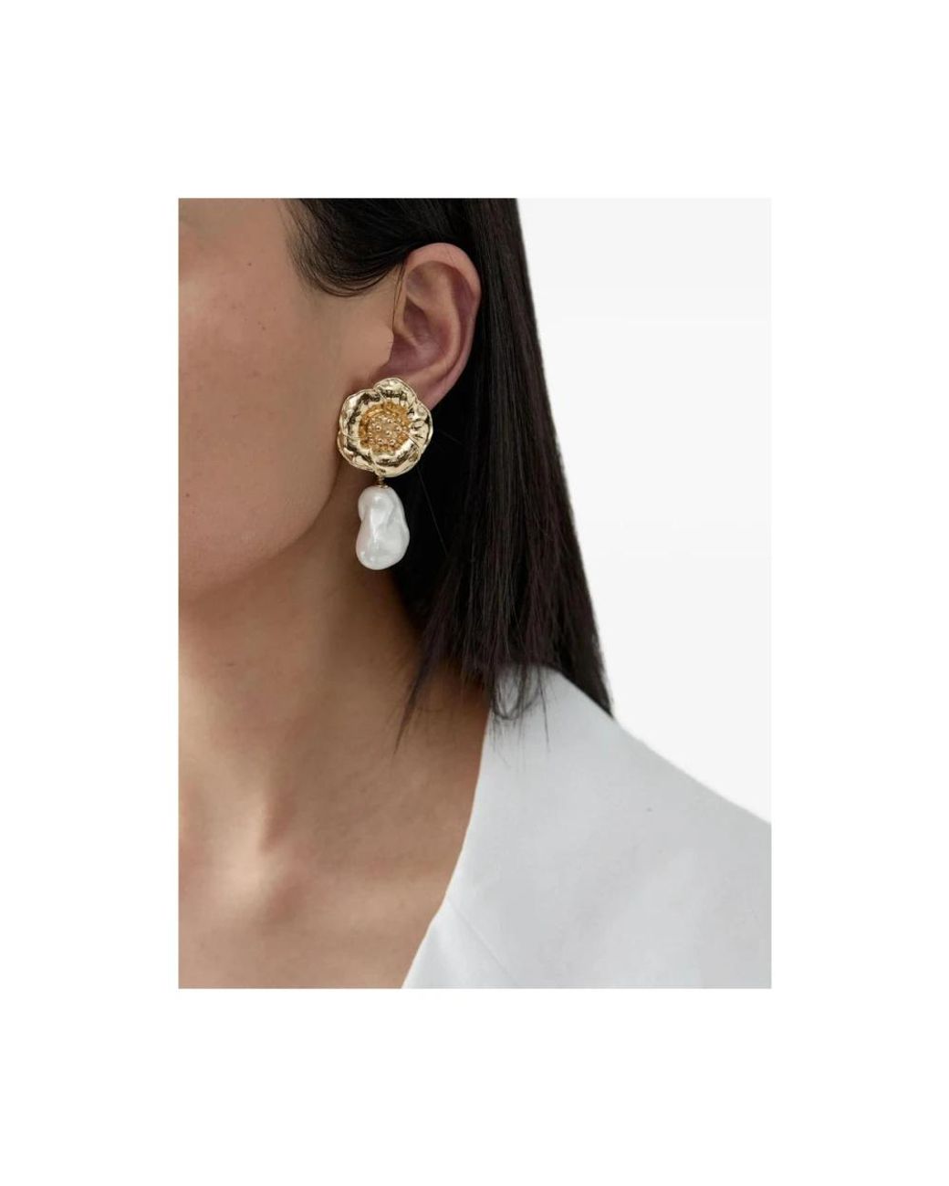 Carolina Herrera Metallic Earrings