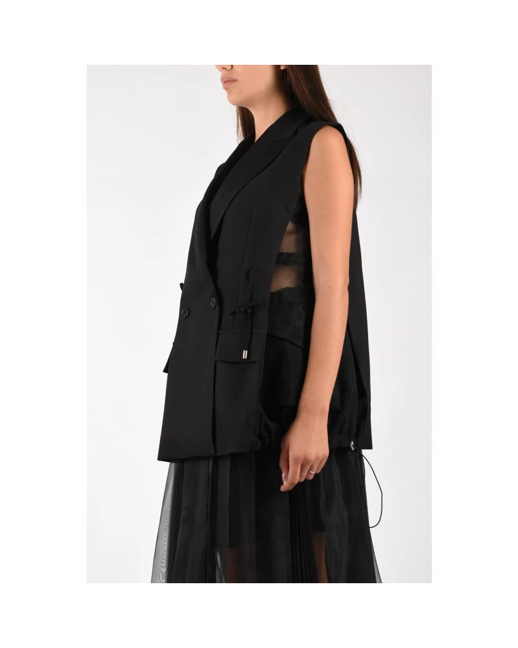Vests di MEIMEIJ in Black