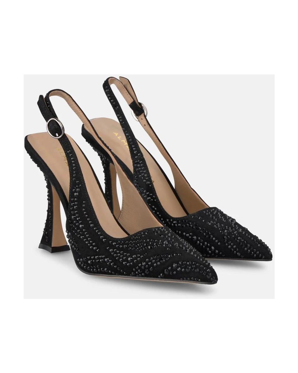 Alma En Pena. Black Pumps