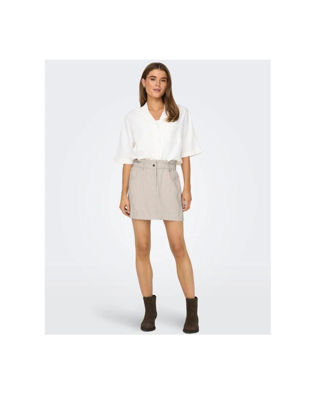 Short Skirts ONLY en coloris White
