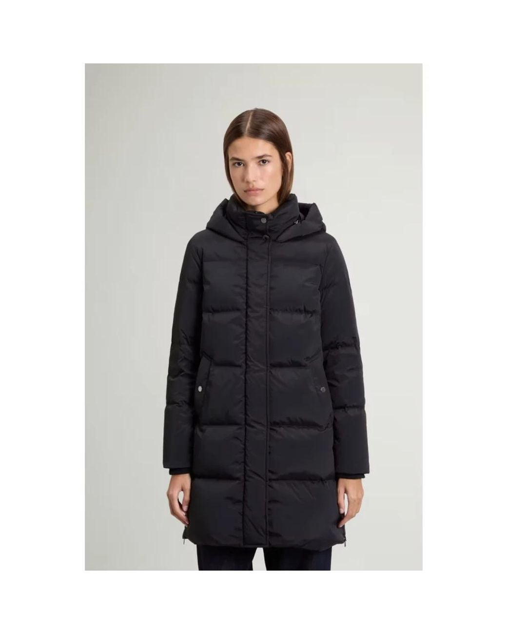 Down Coats di Woolrich in Black