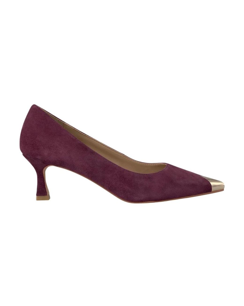 Alma En Pena. Purple Pumps