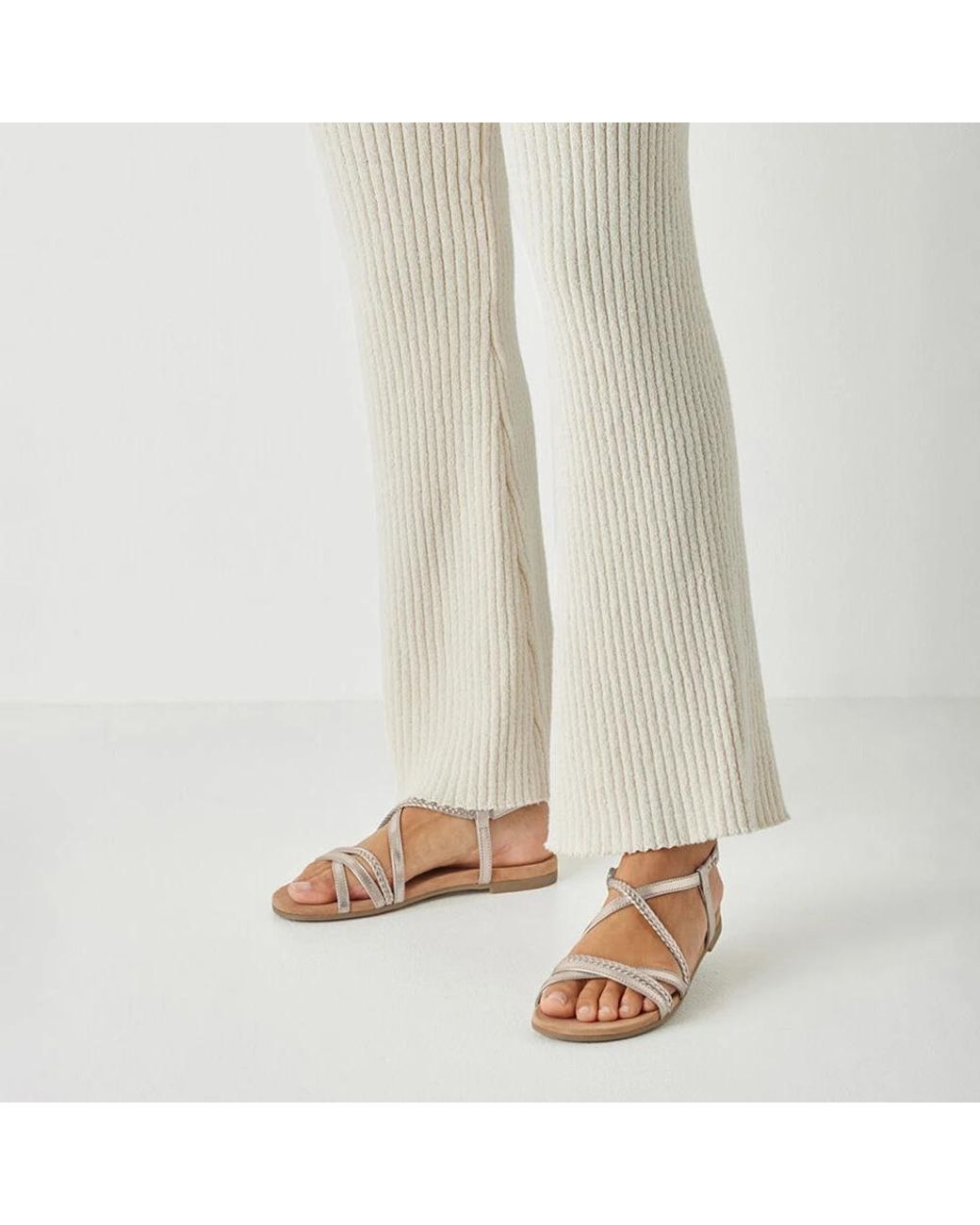 Tamaris Pink Flat Sandals