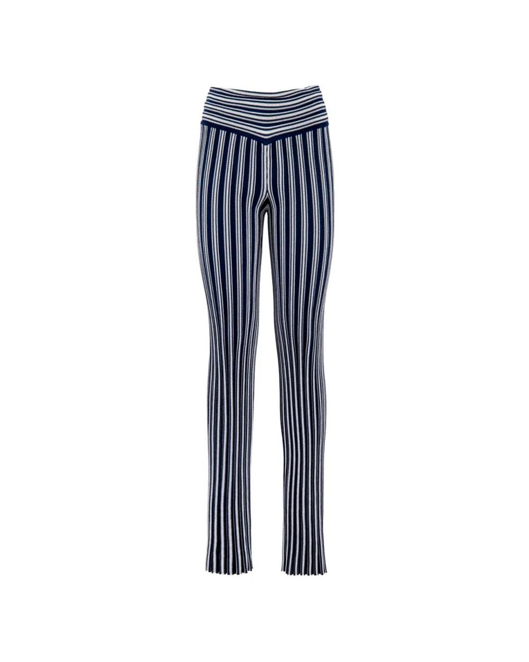 Nenette Pantalone in het Blue