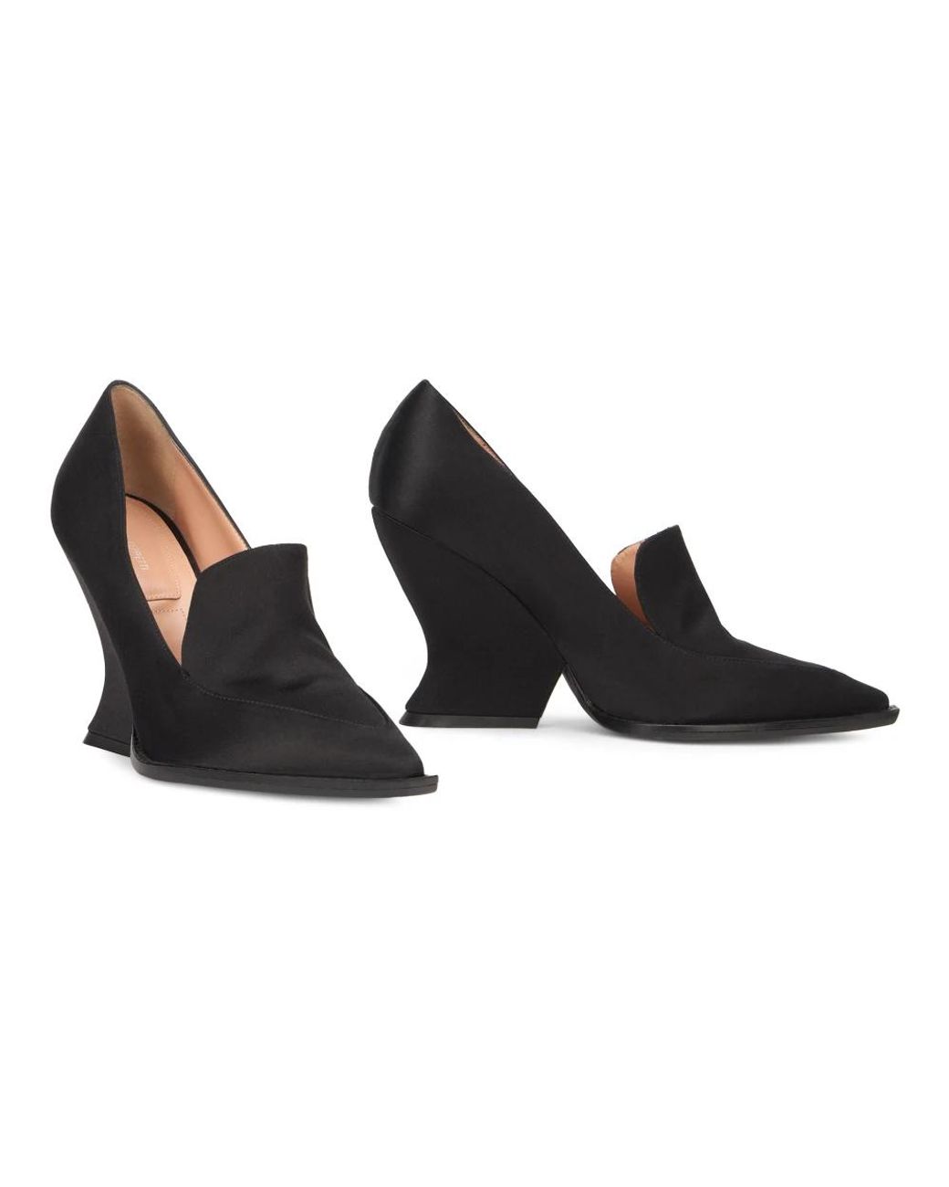 Alberta Ferretti Black Pumps