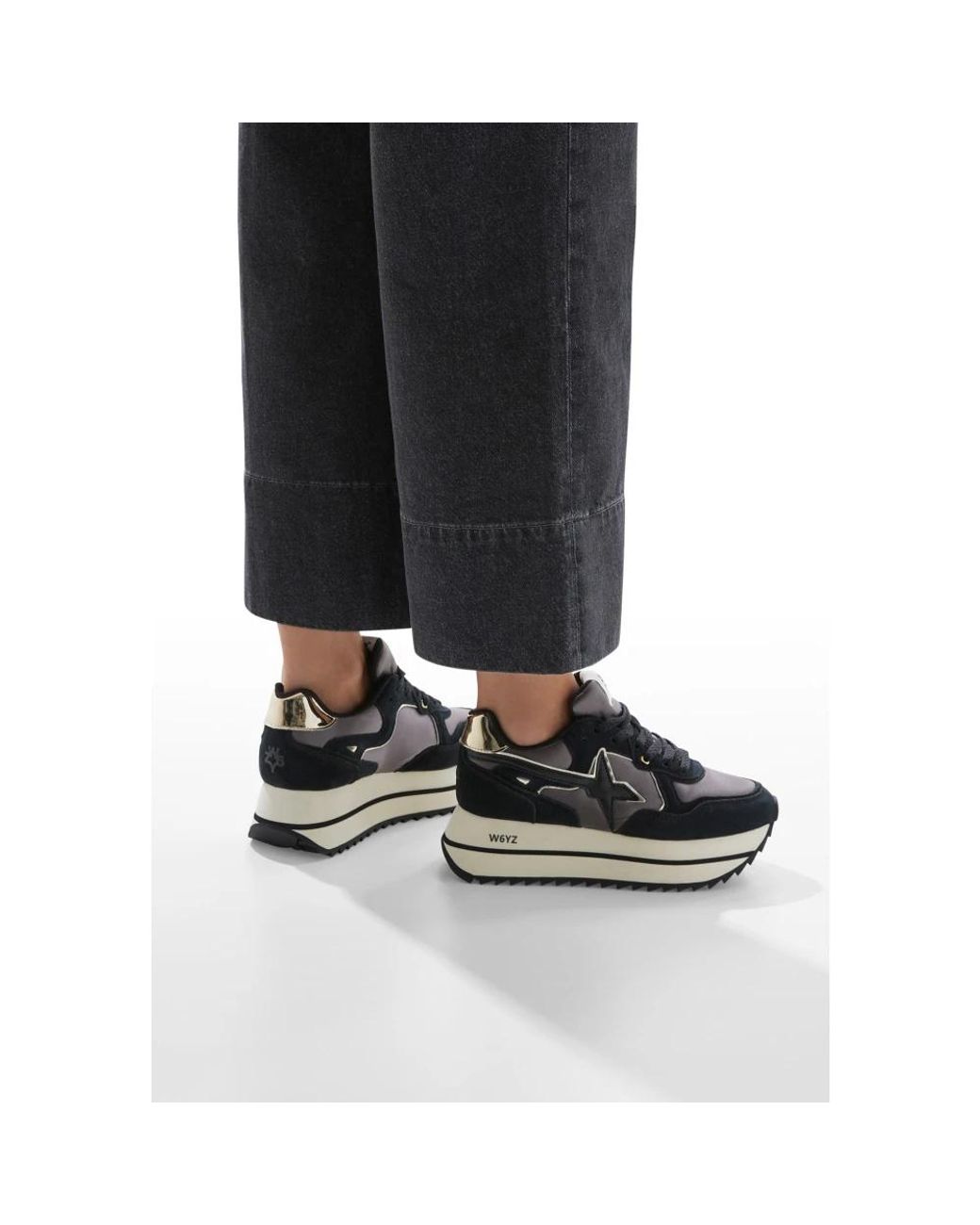 W6yz Black Sneakers