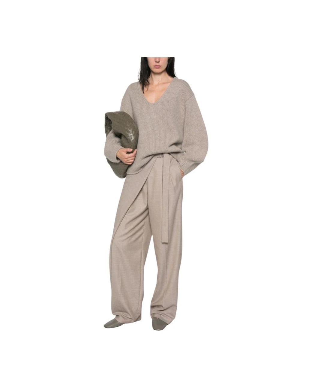 Soft Goat Natural V-Neck Knitwear
