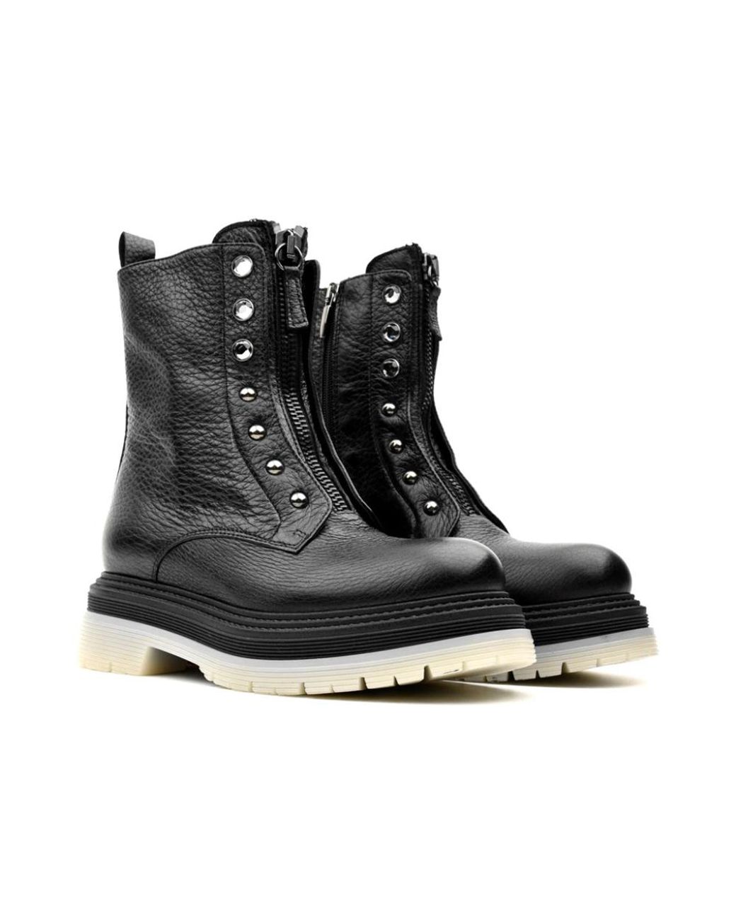 Laura Bellariva Black Lace-Up Boots