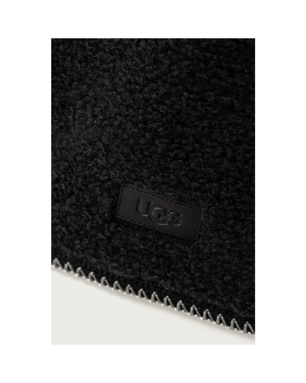 Winter Scarves di Ugg in Black