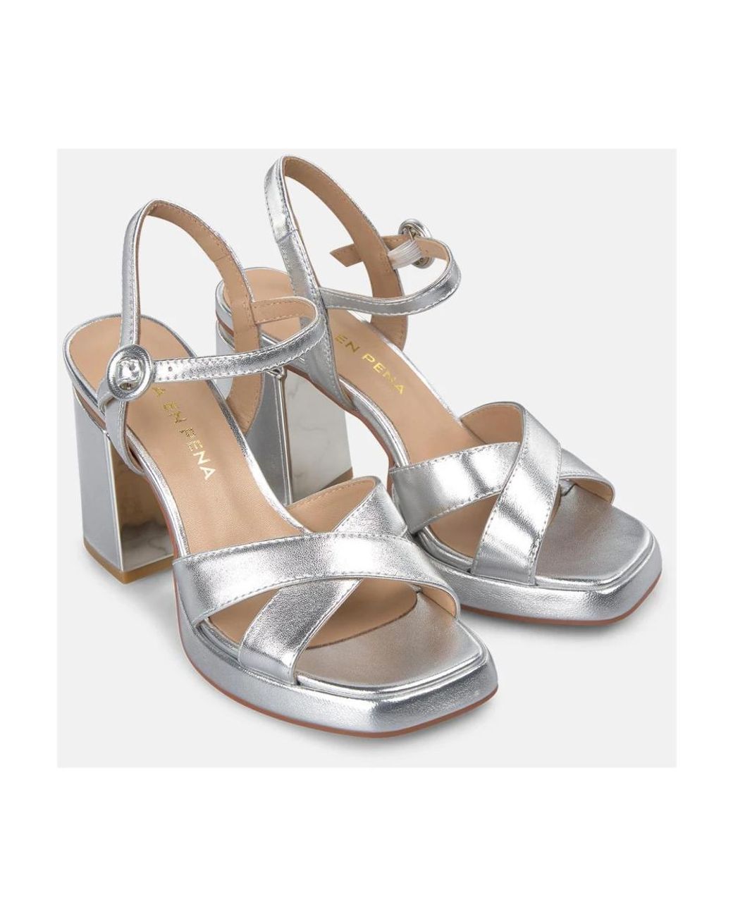Alma En Pena. Metallic High Heel Sandals