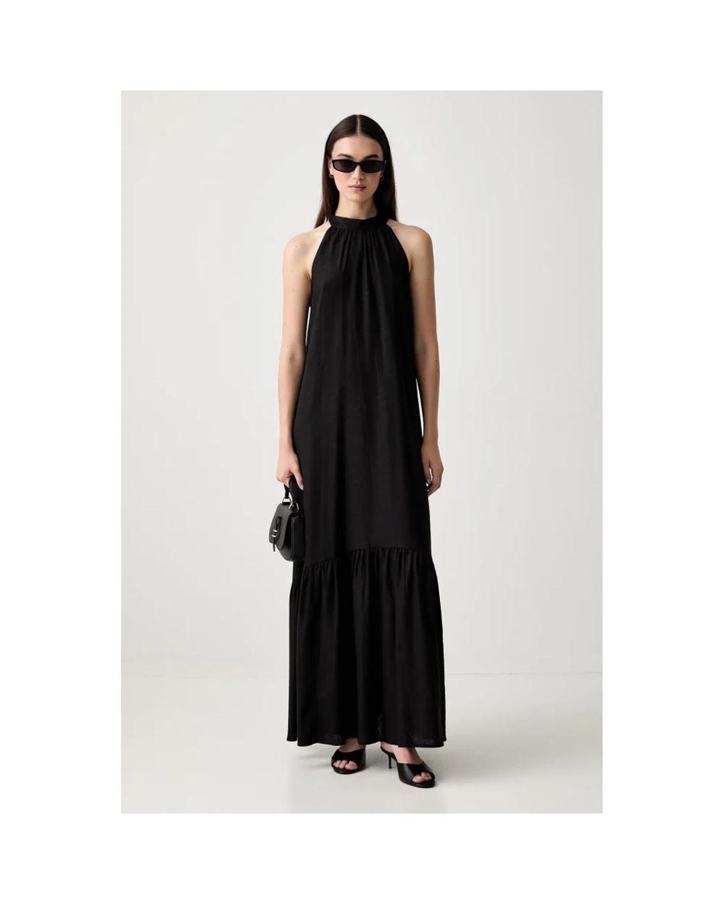 Maxi Dresses ViCOLO de color Black
