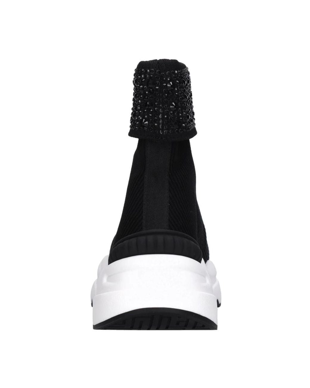 Emanuélle Vee Black Sneakers