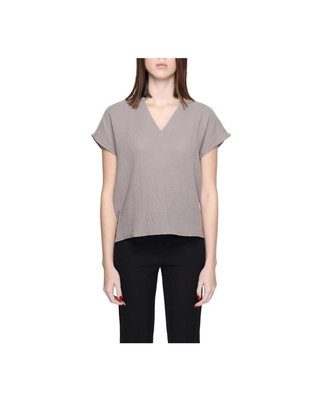 Jacqueline De Yong Gray T-Shirts