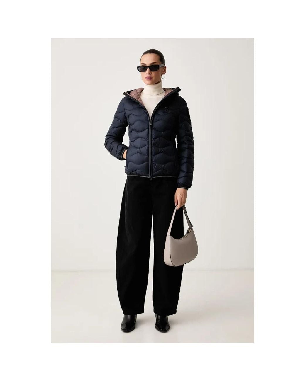 Down Jackets Blauer de color Black